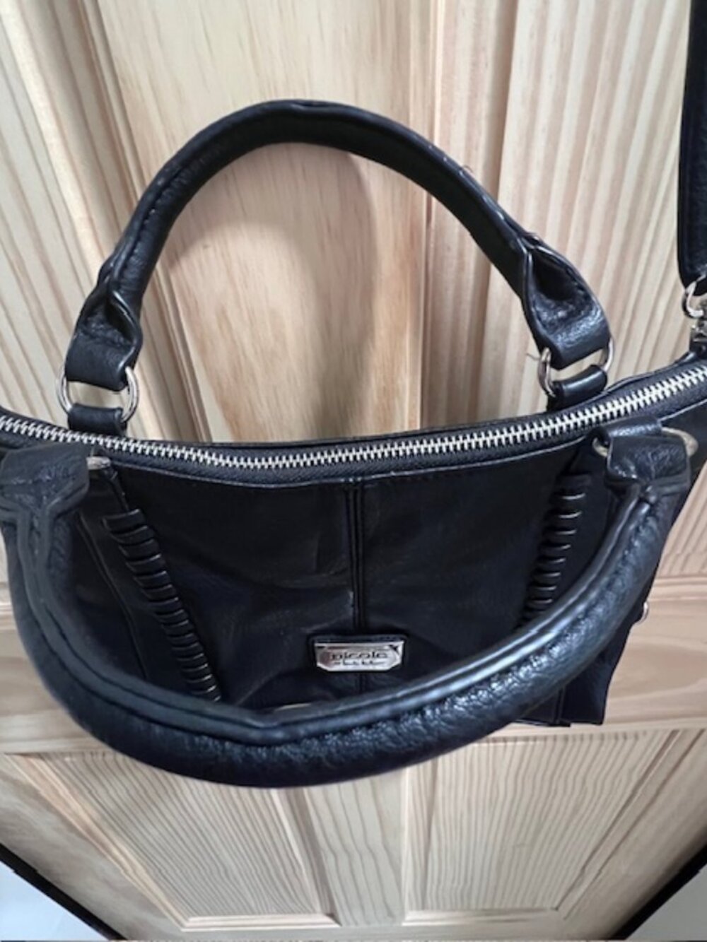 Nicole by Nicole Miller black handbag‎ soft leather satchel whip stitching - Picture 3 of 6